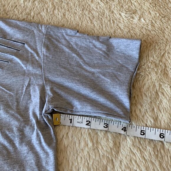 Gray SHEIN crop top - Picture 16 of 16